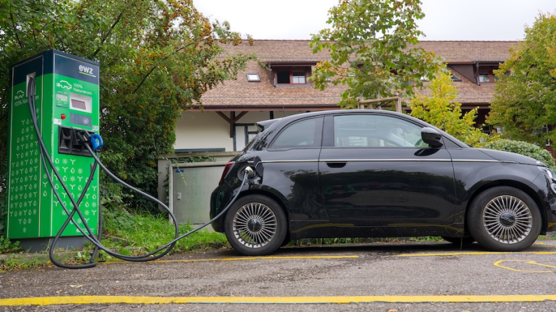 Schweiz plant Sondersteuer für E-Autos
