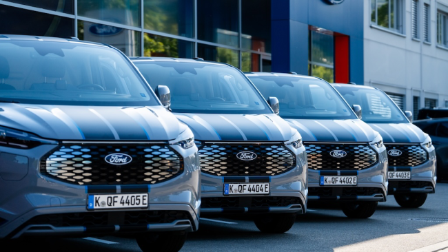 Ford Pro zeigt Dealer Uptime Services