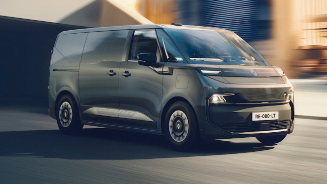 Renault zeigt Serienversion des neuen Trafic E-Tech Electric