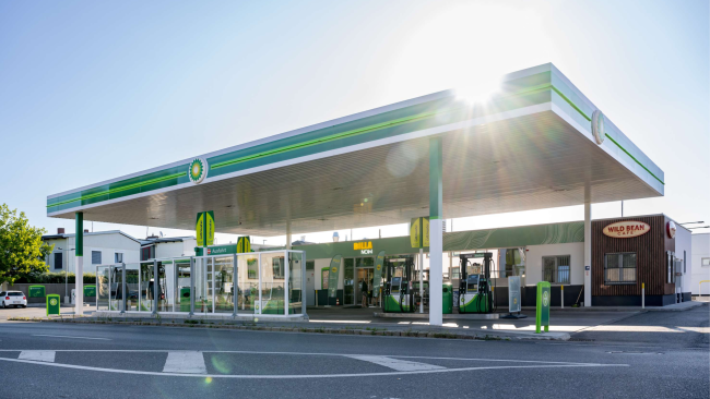 250 bp-Tankstellen werden verkauft