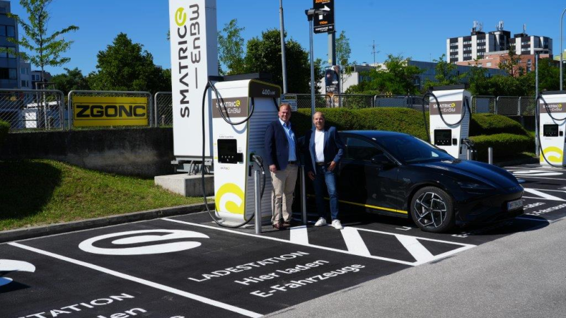 Smatrics eröffnet größten öffentlichen Highspeed-Ladepark