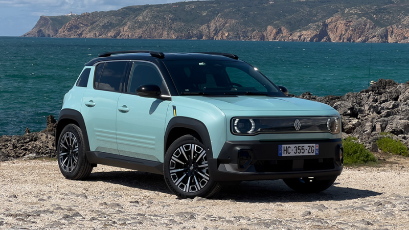 Erste Ausfahrt im Renault 4 E-Tech Electric
