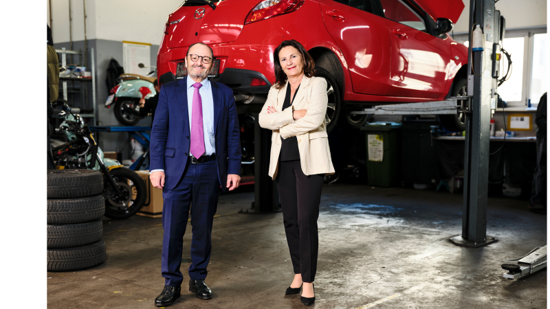   Sonderaktion: Rainer halbiert Preis für Mechaniker-Leistung