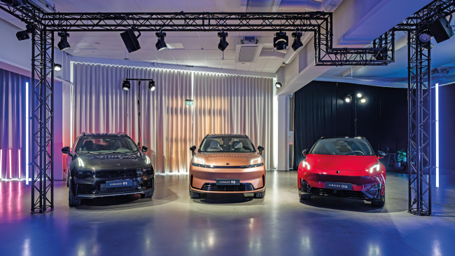  Chinesisch-schwedisches Trio 