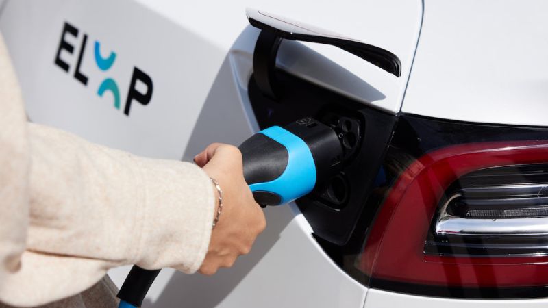 Eloop baut Tesla-Flotte aus