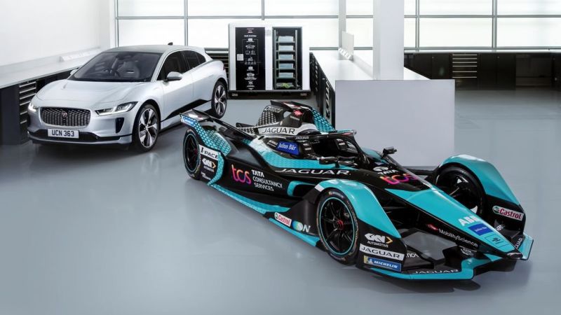 Stationäre Stromspeicher bei Jaguar Land Rover