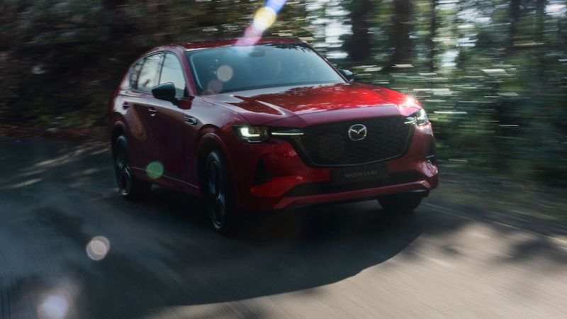 PHEV startet, Sechszylinder folgen