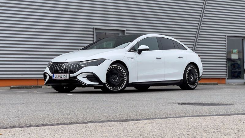 Mercedes-AMG EQE 43 4MATIC