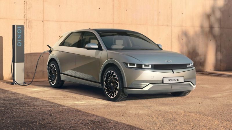 Dreifach-Erfolg für den Elektro-SUV