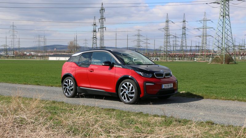 BMW i3s