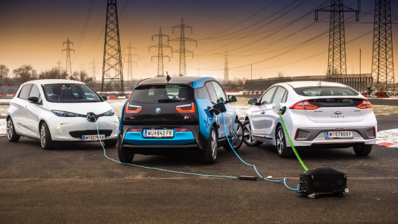 Hyundai Ioniq Elektro im Test gegen BMW i3 94Ah und Renault Zoe Q90