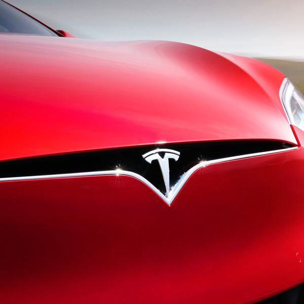  Tesla stellt günstigstes Model S ein