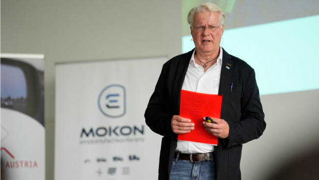 Mit e-Taxi-Schwerpunkt