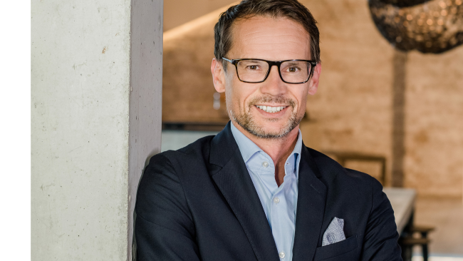 25 Jahre Versicherungsfachwissen für die Kfz-Branche