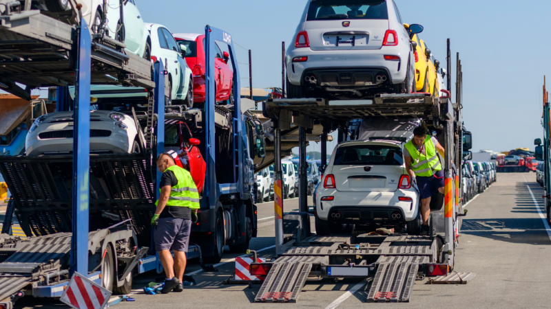  Mehr Sicherheit für Auto-Transporteure bei Entladung