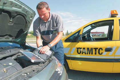  Hitze zerstört Fahrzeuginnenleben