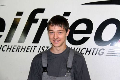 „Umfassende Ausbildung“