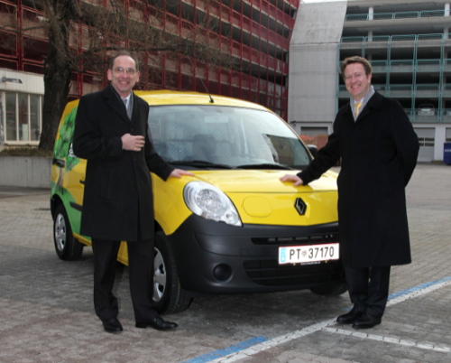  10 Renault Kangoo Z.E. für die Post