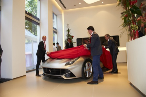  Exklusive Autos, exklusive Adresse