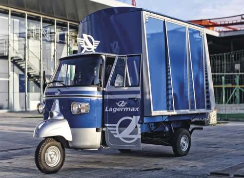  Historische Fahrzeuge unter dem Hammer