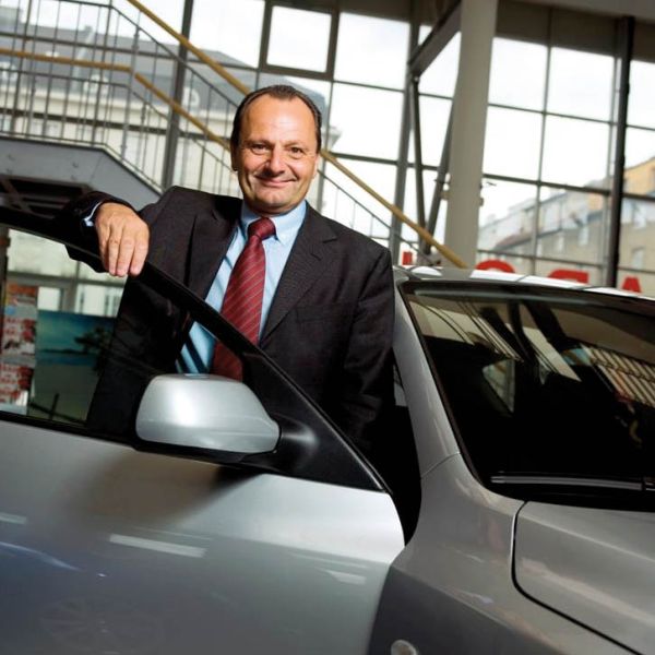  Fahrzeughandel: Es bleibt Ernst