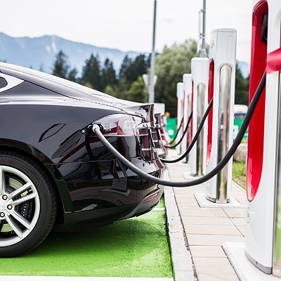  Tesla: Neuer Supercharger