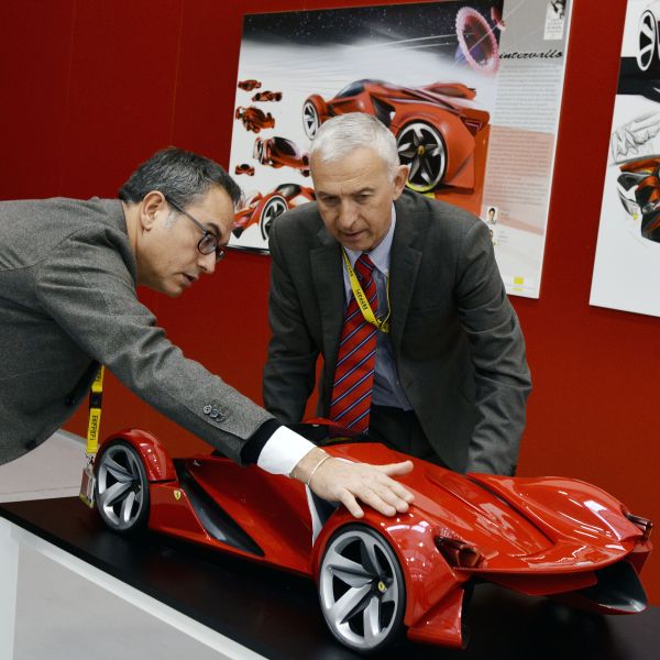 Ferrari: Zukunfts-Studien prämiert