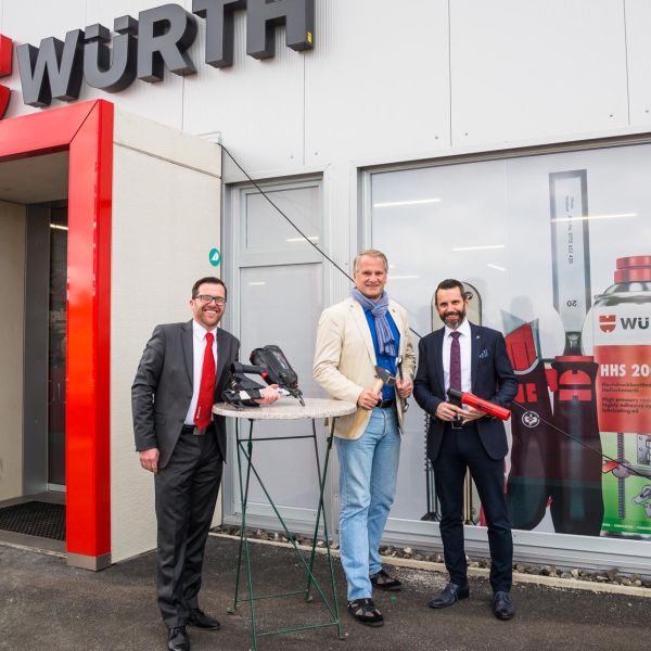  Neues Kundenzentrum eröffnet