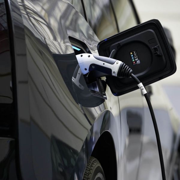  Startschuss für die E-Auto-Prämie
