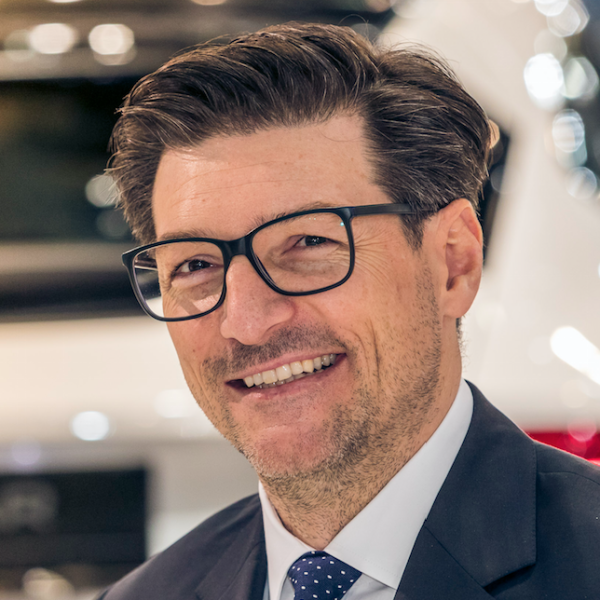  Zum Managing Director aufgestiegen