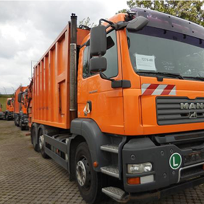  MA 48 mustert aus