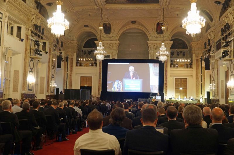  Hofburg als Motorenherzkammer