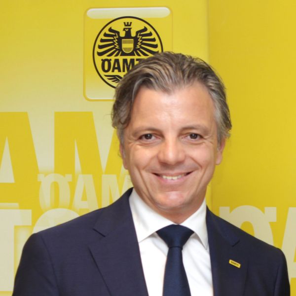  Schmerold: „Das Rennen ist noch offen"