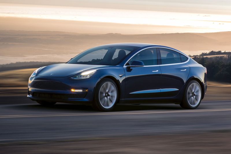  Musk gelobt Nachbesserung