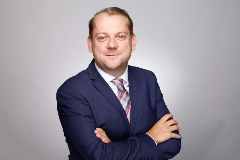 Neuer Sales Director 