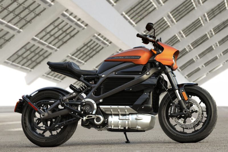  Die E-Harley rollt an