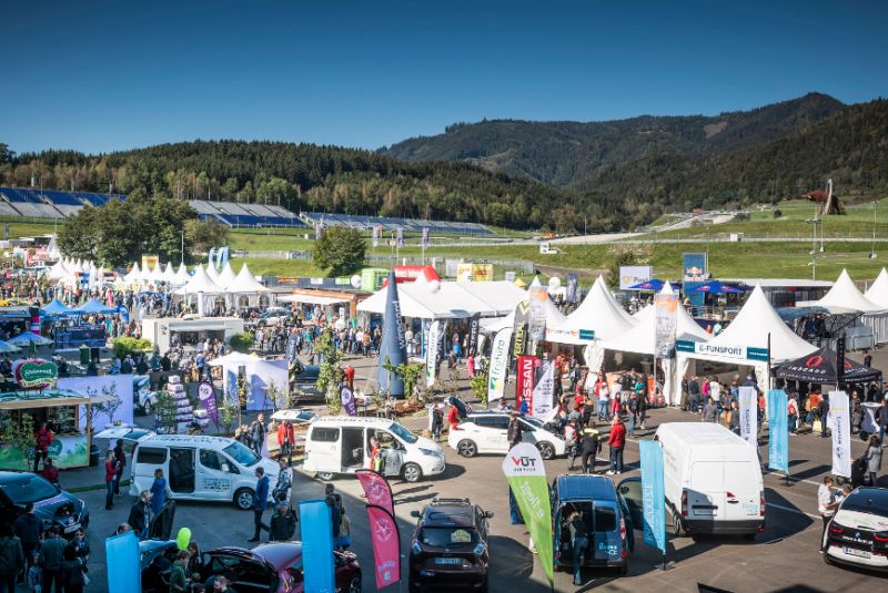  E-Flitzen am Ring