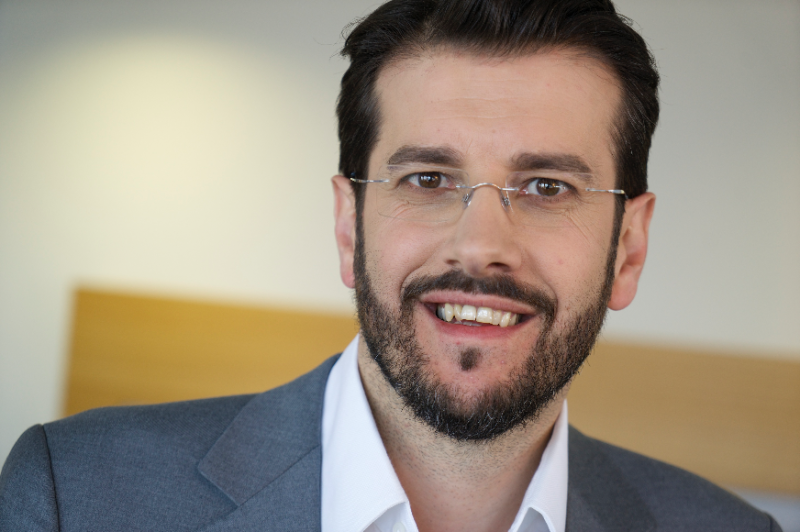  Neuer Direktor im Dienst