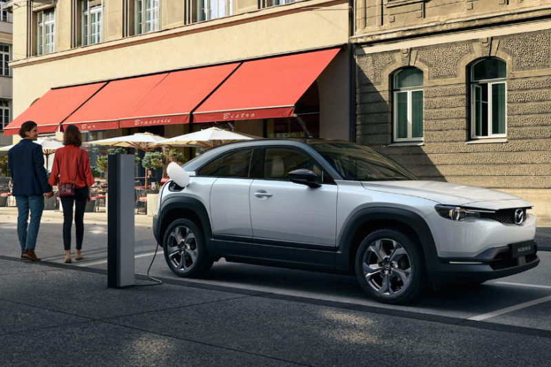  Ein Elektro-Mazda müsste man sein! 