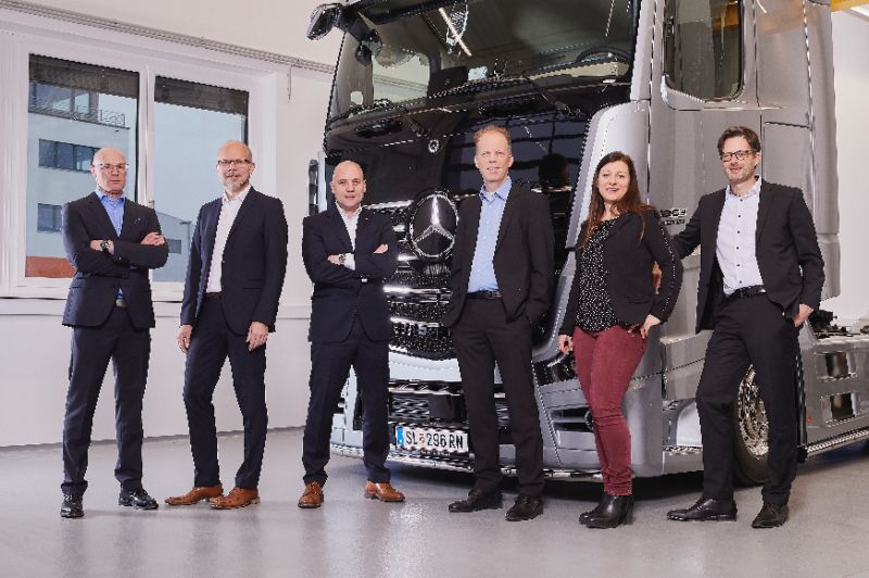  Mercedes-Benz Österreich separiert Lkw-Sparte