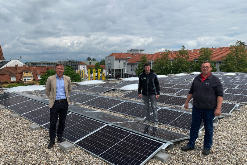  Sonnenstrom für das Autohaus Oellinger