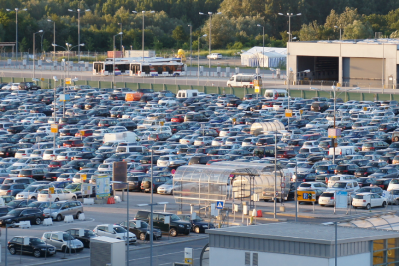  Neuzulassungen: Pkw stagnieren – 133 Prozent Plus bei leichten Nutzfahrzeugen 