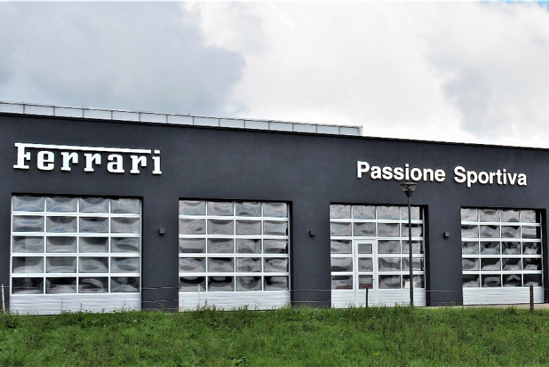  Neues Ferrari-Service Center