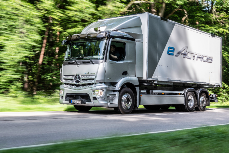  Mercedes-Benz eTruck-Mobilität: Pappas bereitet sich vor 