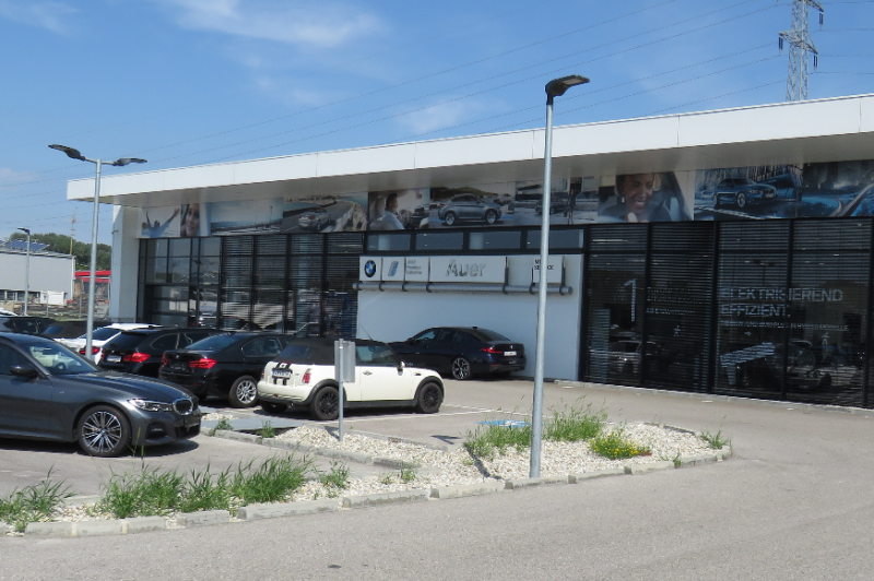  Denzel kauft Autohaus in Krems