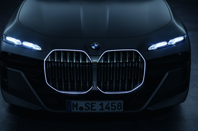  ZKW & Swarovski: „Kristallleuchten“ für neuen BMW i7 