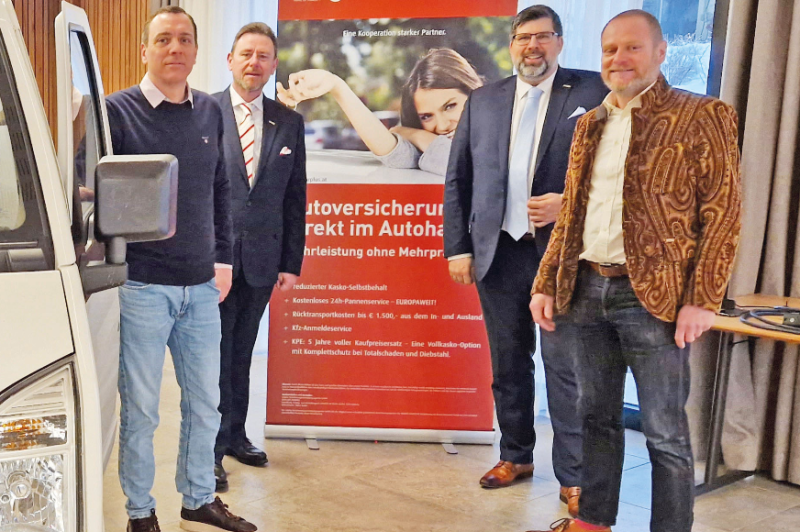  Versicherungsfit für die E-Zukunft