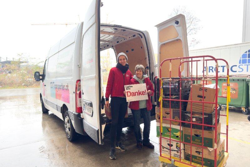   123-Transporter touren im Dezember für die Caritas