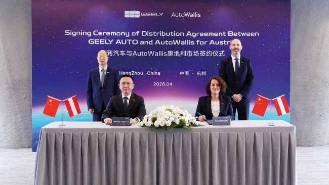  AutoWallis bringt Geely