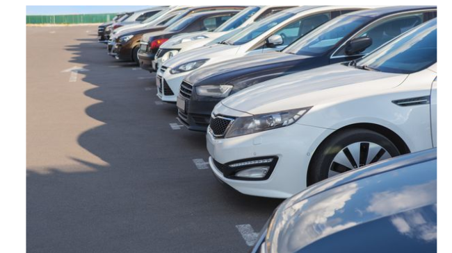 Gebrauchte: Kleinwagen bleiben günstig  